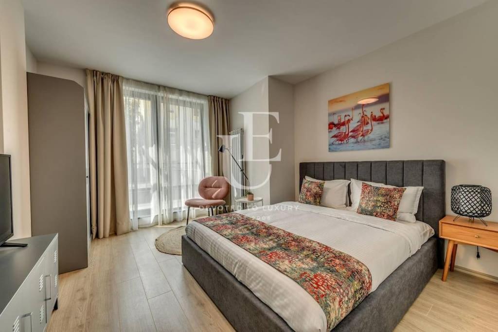 Oslo: A Modern Furnished With Parking Sofia