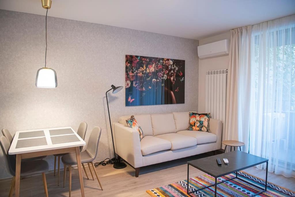 Apartment Oslo: A Modern Furnished With Parking